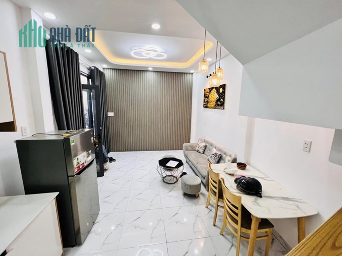 Nhà bán trung tâm phú nhuận, 3 tầng, 2PN, DT 3.5mx6.5m, chỉ 3 tỷ 7