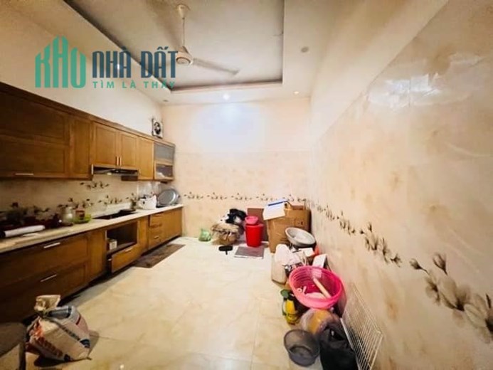 Bán nhà phố Tân Xa, Xa La, Hà Đông, 68 m2, 3 tầng, 4,1 mặt tiền, 6,5 tỷ.