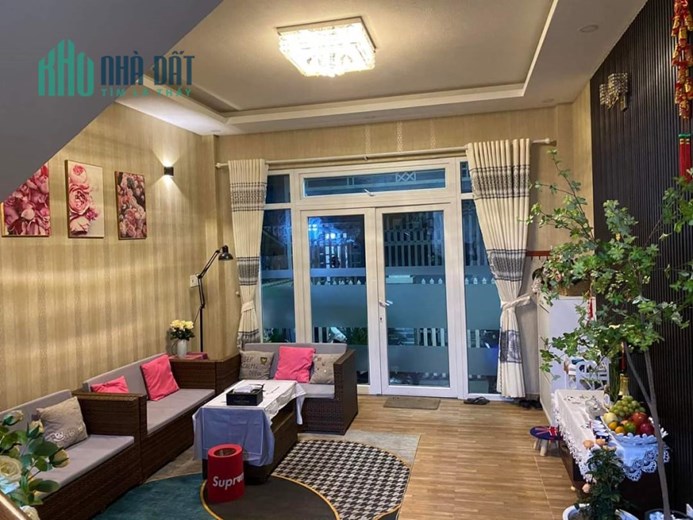 Bán Nhà Đẹp Đường Phan Chu Trinh P9 Đà Lạt