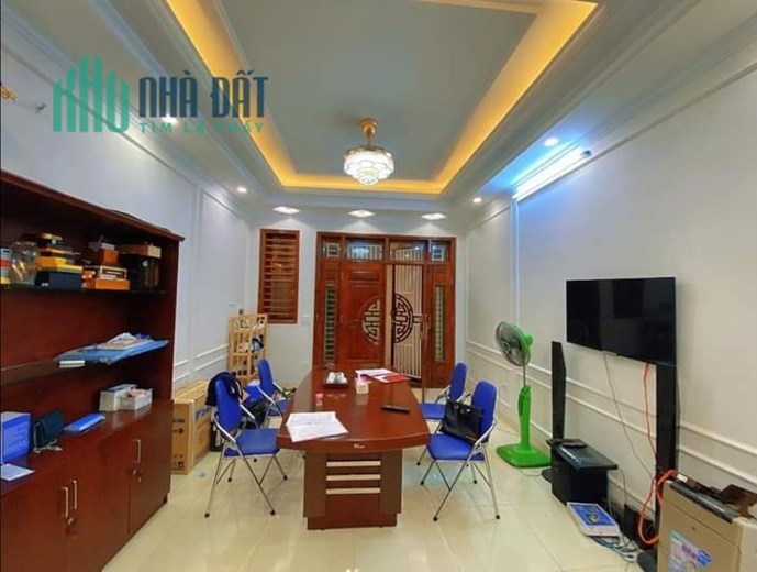 Trần Bình Cầu Giấy lô góc, full nội thất, nhà đẹp 5t ở ngay giá 6.8 tỷ 0343564283