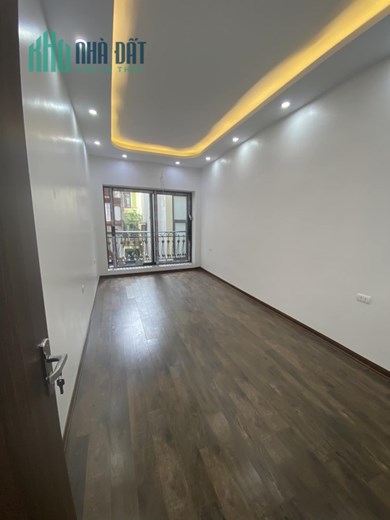 BÁN NHÀ PHỐ ĐẠI LA, 42M2 - 6 TẦNG - 3 NGỦ, NHÀ MỚI, MẶT NGÕ NÔNG, KINH DOANH, NHỈNH 4 TỶ