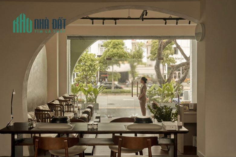 CẦN  BÁN NHÀ PHỐ PMH GIÁ ƯU ĐÃI VỊ TRÍ TỐT TÀI CHÍNH 5X TỶ
