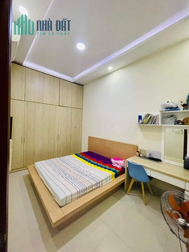 Ngộp Lê Đại Hành Quận 11- HXH thông - 3 tầng -52m2