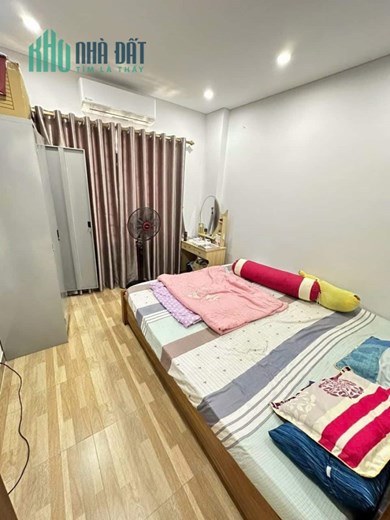 Trần Quang Diệu 28m*5T, nhà đẹp ở ngay sát ô tô dừng đỗ 3.3 tỷ