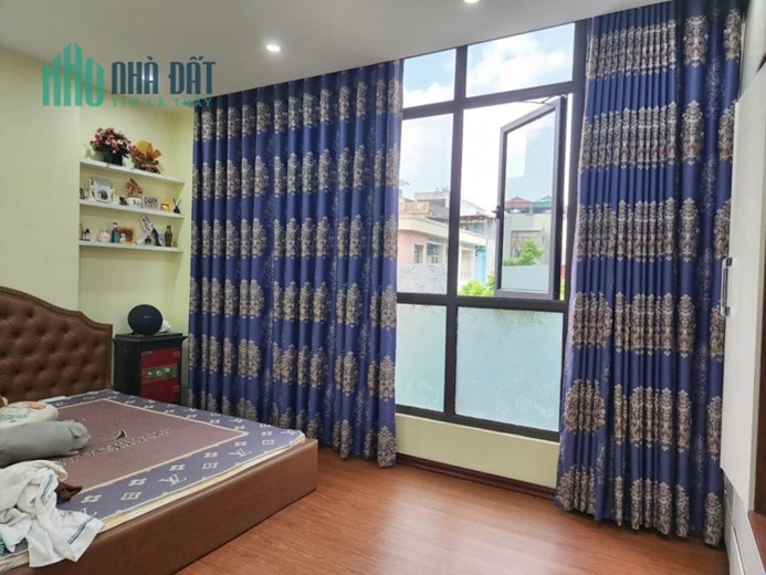 Bán nhà mặt Ngõ 1 Bùi Xương Trạch, ô tô đỗ cửa, kinh doanh sầm uất, 50m, 5 tầng, nhỉnh 7 tỷ