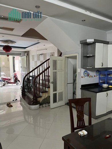 Quá hiếm, Bán gấp nhà ngõ oto vào nhà ngõ Nguyễn Trãi 46m² nhà 5 tầng giá chào 6 tỷ 45