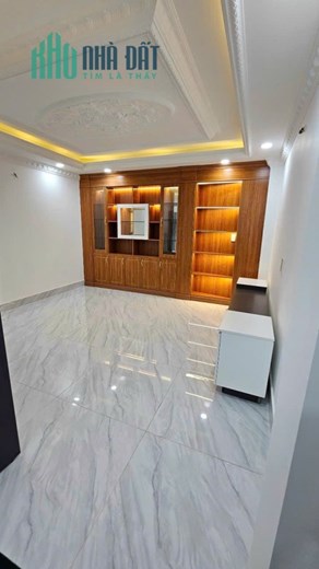 CHO THUÊ nhà 4 tầng HXH Lạc Long Quan Quận 11 – Giá thuê 22 triệu/tháng 7PN 4WC Phù hợp làm văn