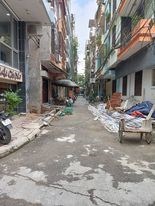 40m Mặt Tiền 6m Giá 5.5 Tỷ Phố Hào Nam. Nhà Lô Góc Ô Tô Đỗ Cửa. Chủ Thiện Chí Bán.