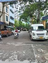 40m Mặt Tiền 6m Giá 5.5 Tỷ Phố Hào Nam. Nhà Lô Góc Ô Tô Đỗ Cửa. Chủ Thiện Chí Bán.