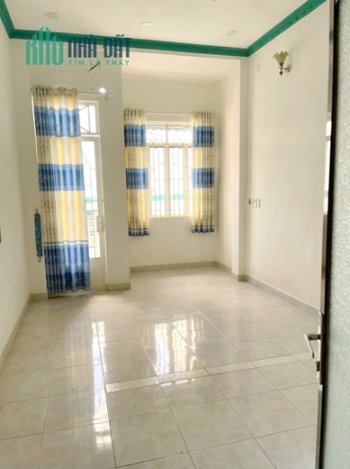 Nhà thuê 2 Tầng Đường số 4m P4Q8 - Giá : 8.5 Triệu / Tháng