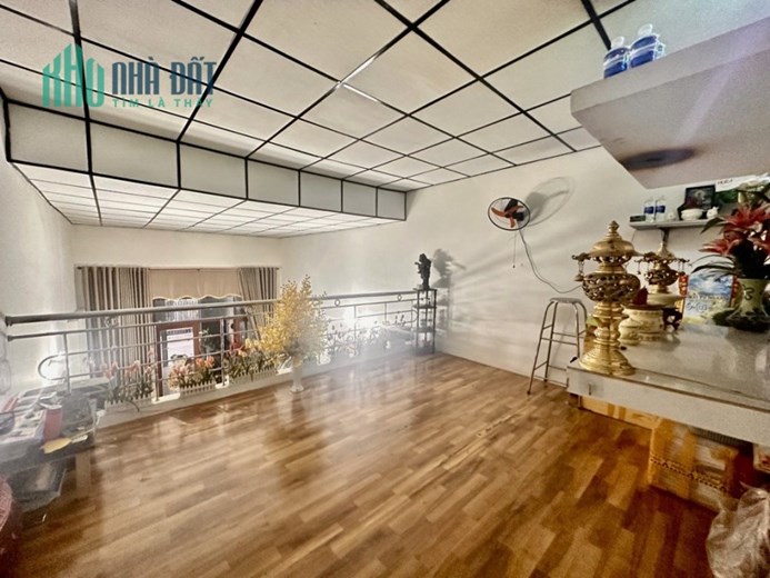 BÁN NHÀ CẤP 4 KIỆT Ô TÔ TÔN ĐẢN - DIỆN TÍCH KHỦNG 143M2