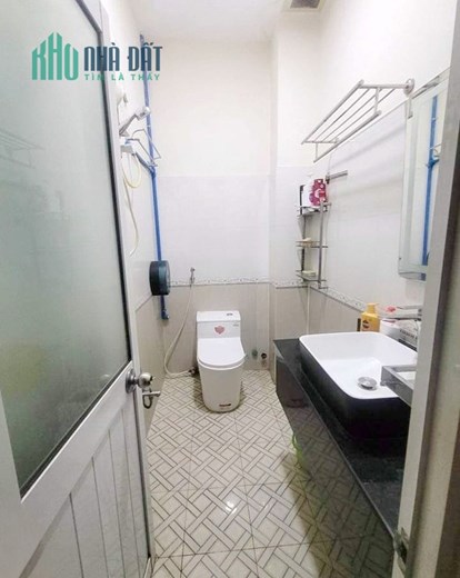 Nhà thuê 3 Tầng - 80m2 hẻm Ô tô đường Âu Dương Lân P2Q8