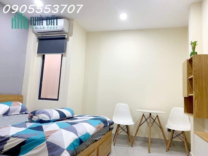 Tòa Homestay 4 tầng hiếm có phố LÊ ĐÌNH DƯƠNG, Hải Châu, Đà Nẵng- Kiệt Ô tô- 1 Nhà ra phố, Chỉ 3,x