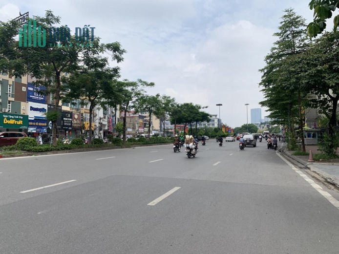 Bán nhà mặt phố ngã tư Nam Đồng Xã Đàn Đống Đa vỉa hè 4m, kinh doanh đỉnh, giá nhỉnh 300 triệu/m
