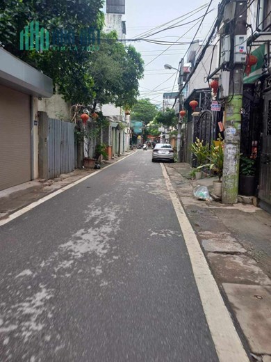 Lô Góc-phân Lô-Ô Tô-32m²-MT 4,6m-Đức Giang-Long Biên-Hiếm 2,25 tỷ