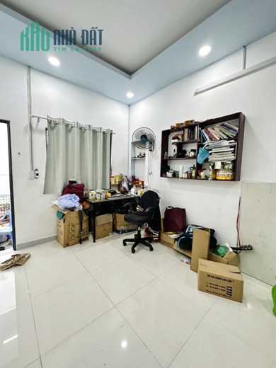 Ô TÔ NGỦ TRONG NHÀ - Đ. PHAN XÍCH LONG, PHÚ NHUẬN - 110M2 (4.6x23 ) ( Không LG & QH ) - 10.x TỶ