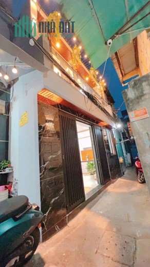 KẸT TIỀN CẦN RA ĐI NHANH NHÀ NGAY TRƯỜNG CÁN BỘ - 38m2 - 2 TẦNG BTCT - GIÁ CHỈ 3.95 TỶ