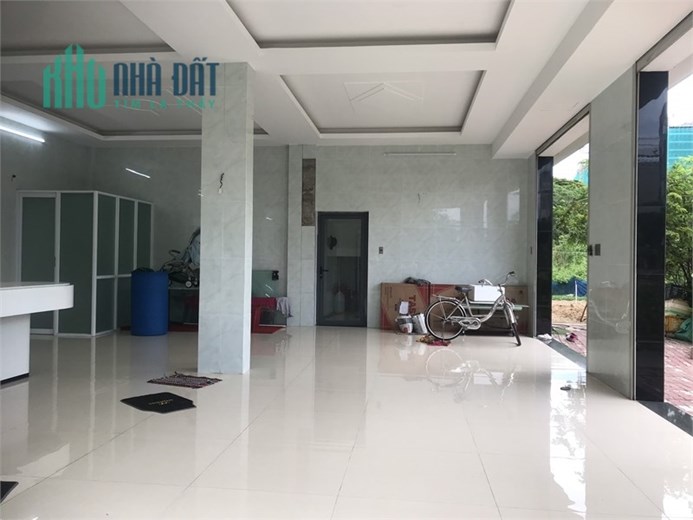 Cho thuê mặt bằng nhà đẹp ngang 10x12m kđt chí linh, tpvt
