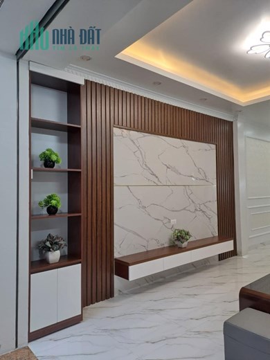 Bán nhà Vĩnh Hưng - Hoàng Mai 38M2x5 Tầng giá 3.25 Tỷ