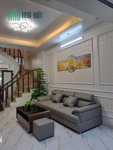 Bán nhà Vĩnh Hưng - Hoàng Mai 38M2x5 Tầng giá 3.25 Tỷ