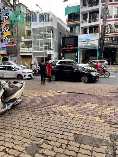 CHÍNH CHỦ Cần Cho Thuê Mặt Bằng Kinh Doanh Vị Trí Tại Quận 1,  Tp.HCM