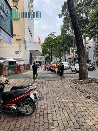 CHÍNH CHỦ Cần Cho Thuê Mặt Bằng Kinh Doanh Vị Trí Tại Quận 1,  Tp.HCM