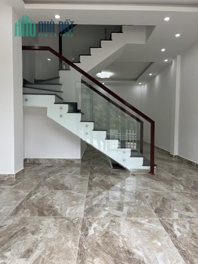 NHÀ ĐẸP - GIÁ TỐT -  Cần Bán Gấp Căn Nhà Đẹp  Vị Trí Tại  Phường 4, TP Đà Lạt, Lâm Đồng