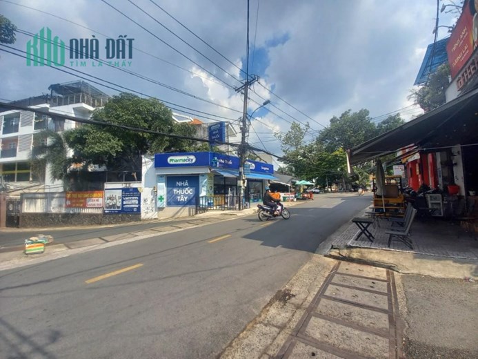 NHÀ CHÍNH CHỦ- Cần Bán Nhà Đẹp Ngay Cạnh Trường ĐH Marketing, quận 9