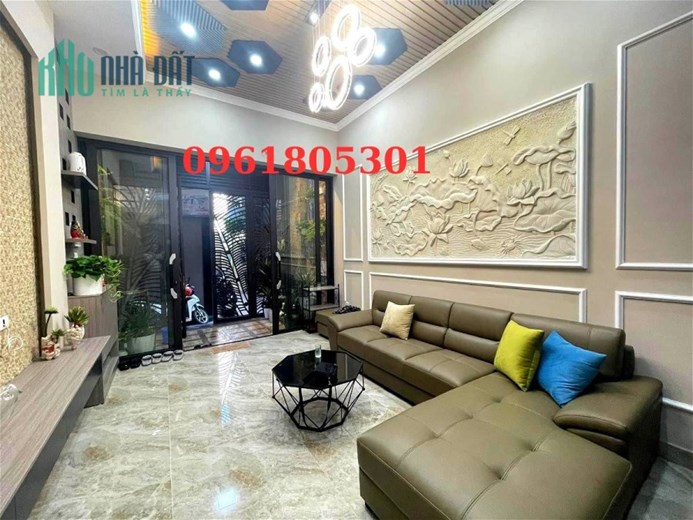 Bán nhà mặt phố Hoàng Như Tiếp 55m2, 4 tầng nhỉnh nhẹ 7 tỷ Long Biên Hà Nội.