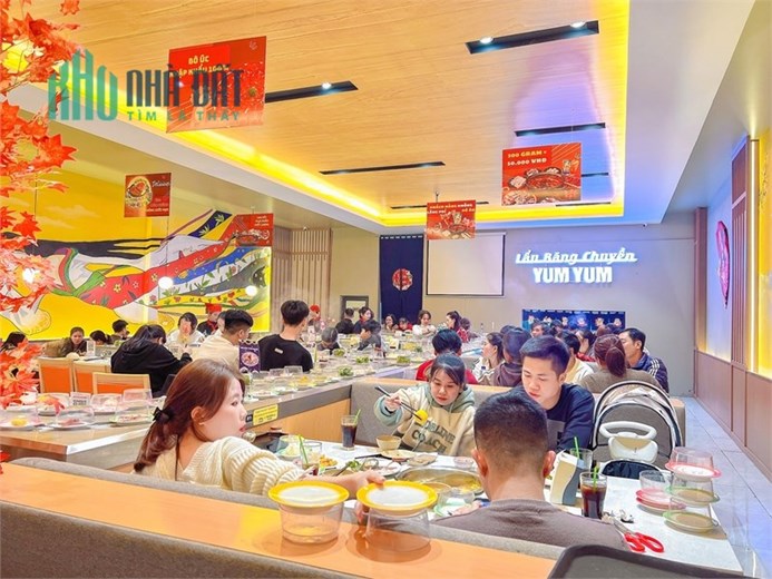 [ GÓC SANG NHƯỢNG ]  Mình cần sang nhượng nhà hàng Lẩu Băng Chuyền YumYum địa chỉ " số 1 Nguyễn