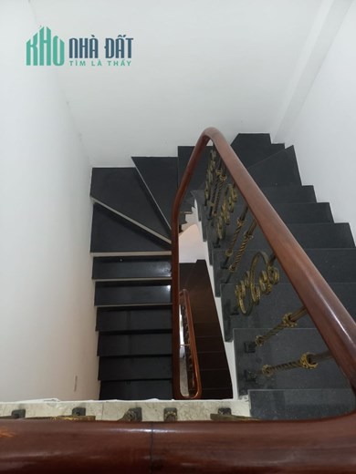 Bán nhà minh khai - Hai Bà Trưng 60m2 * 5 Tầng 5.2 Tỷ