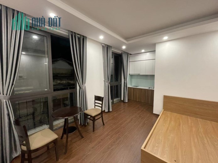 Bán tòa nhà phố Thanh Nhàn, Hai Bà Trưng 85m, 8 tầng, thang máy, 17PN cho thuê 90tr/th.