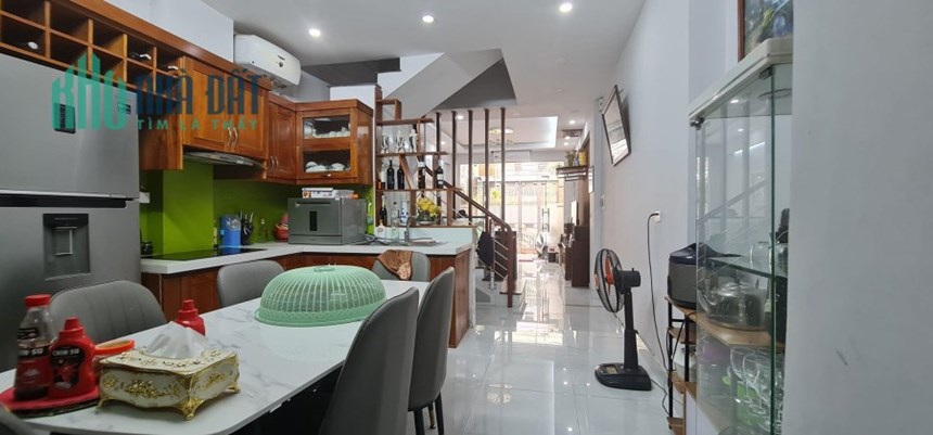 Siêu hiếm, nhà Tạ Quang Bửu, Bách Khoa 68m2, 2 tầng, nhà đẹp, ngõ to, 4.5 tỷ