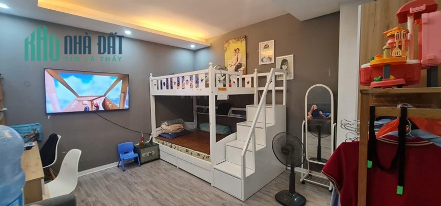 Siêu hiếm, nhà Tạ Quang Bửu, Bách Khoa 68m2, 2 tầng, nhà đẹp, ngõ to, 4.5 tỷ