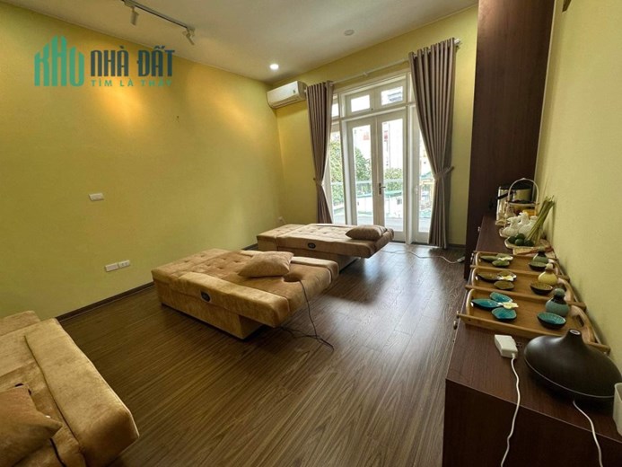 130m 8 Tầng Lô Góc. Tòa Nhà Dịch Vụ Kết Hợp Kinh Doanh Tuyệt Vời. Chủ Thiện Chí Bán Nhanh.