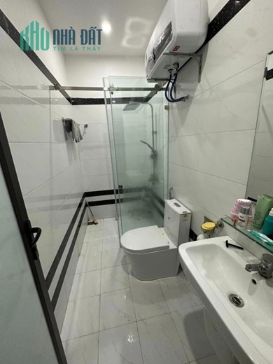 Bán nhà xây năm 2021 phố Vĩnh Tiến - diện tích 50m 4 tầng GIÁ 2.8 tỉ cạnh Gara Ô.tô
