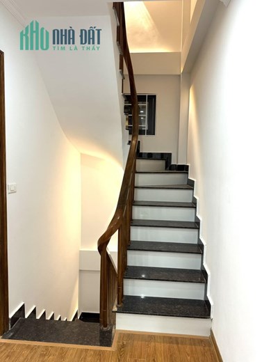 Phố VIP Thanh Xuân Lê Trọng Tấn 45m2*7T thang máy, ô tô đỗ, nhà đẹp ở ngay, chỉ 7 tỷ, Lh 0975666943