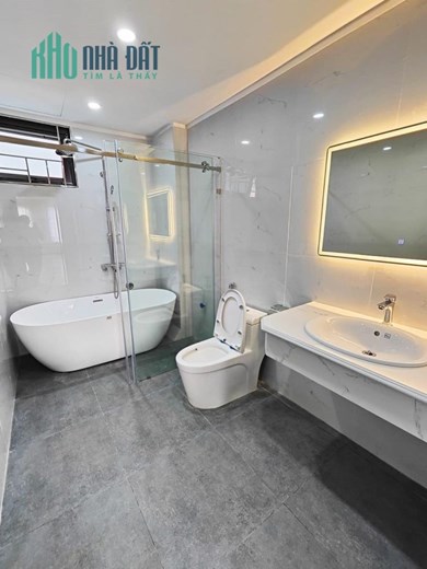 Siêu rẻ, bán nhà Kim Ngưu 82m2, 7 tầng, MT 6m, thang máy ô tô kinh doanh giá 13, 2 tỷ
