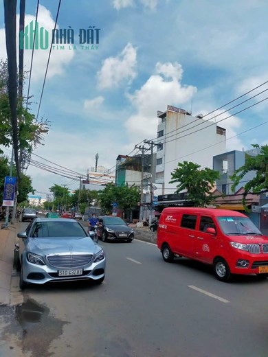 KHÁCH SẠN 7 TẦNG PHAN VĂN HỚN TRƯỜNG CHINH -THUÊ 100 TRIỆU THÁNG