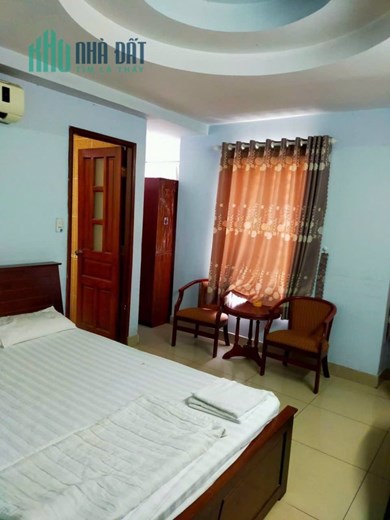 KHÁCH SẠN 7 TẦNG PHAN VĂN HỚN TRƯỜNG CHINH -THUÊ 100 TRIỆU THÁNG
