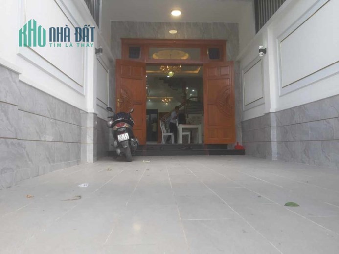 Bán Nhà Vị Trí VIP Đường 32, 90mz, 4 Tầng,4m x 23m, 7 tỷ, Linh Đông, Thủ Đức.