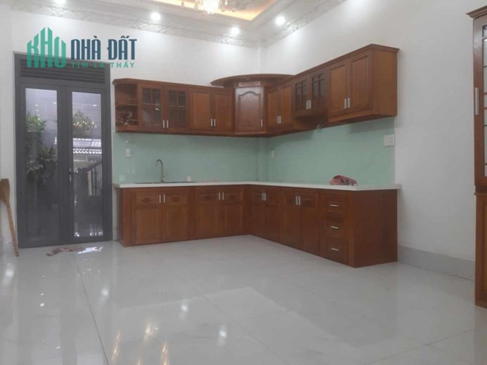 Bán Nhà Vị Trí VIP Đường 32, 90mz, 4 Tầng,4m x 23m, 7 tỷ, Linh Đông, Thủ Đức.
