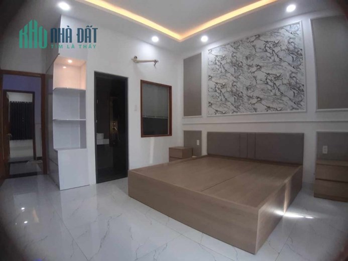 Bán Nhà Vị Trí VIP Đường 32, 90mz, 4 Tầng,4m x 23m, 7 tỷ, Linh Đông, Thủ Đức.
