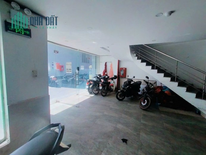 Toà Nhà 40 Căn Hộ đường trước nhà 5m kề Mặt Tiền Hoàng Diệu 2 chiều, 160m2, 6 tầng, 12.5 tỷ Thu