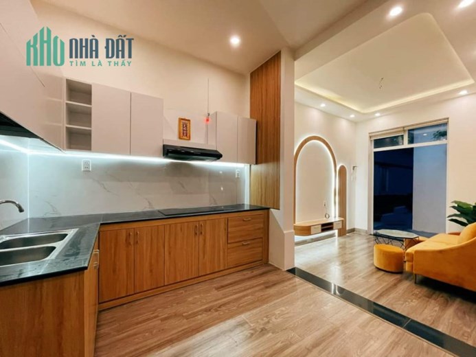 Tôi cần bán nhà 2 tầng kiệt Hà Huy Tập, Thanh Khê, Đà Nẵng