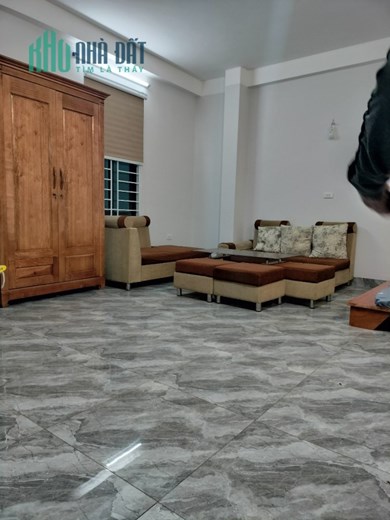 Cho thuê nhà Hoàng Hoa Thám Ba Đình 50m2.