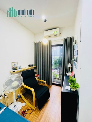 Bán nhà riêng Pháo Đài Láng quận Đống Đa diện tích 50m 5 tầng gần phố ở ngay 4.15 tỷ lh 0817606560