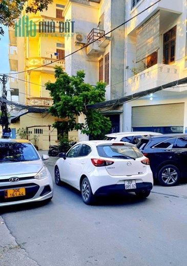Bán Nhà Đội Cấn 43m2 – Ô Tô Tránh Nhau – Thang Máy Chỉ hơn 8 tỷ