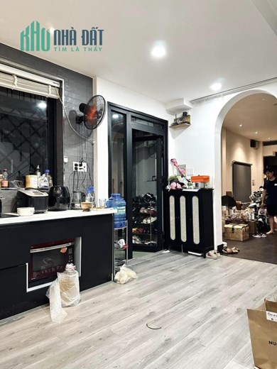 Bán Nhà HXT Huỳnh Văn Bánh - Phú Nhuận - 88m2 - 3Tầng - Chỉ nhỉnh 16Tỷ.
