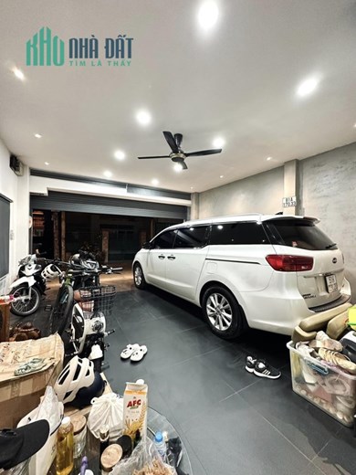 Bán Nhà HXT Huỳnh Văn Bánh - Phú Nhuận - 88m2 - 3Tầng - Chỉ nhỉnh 16Tỷ.
